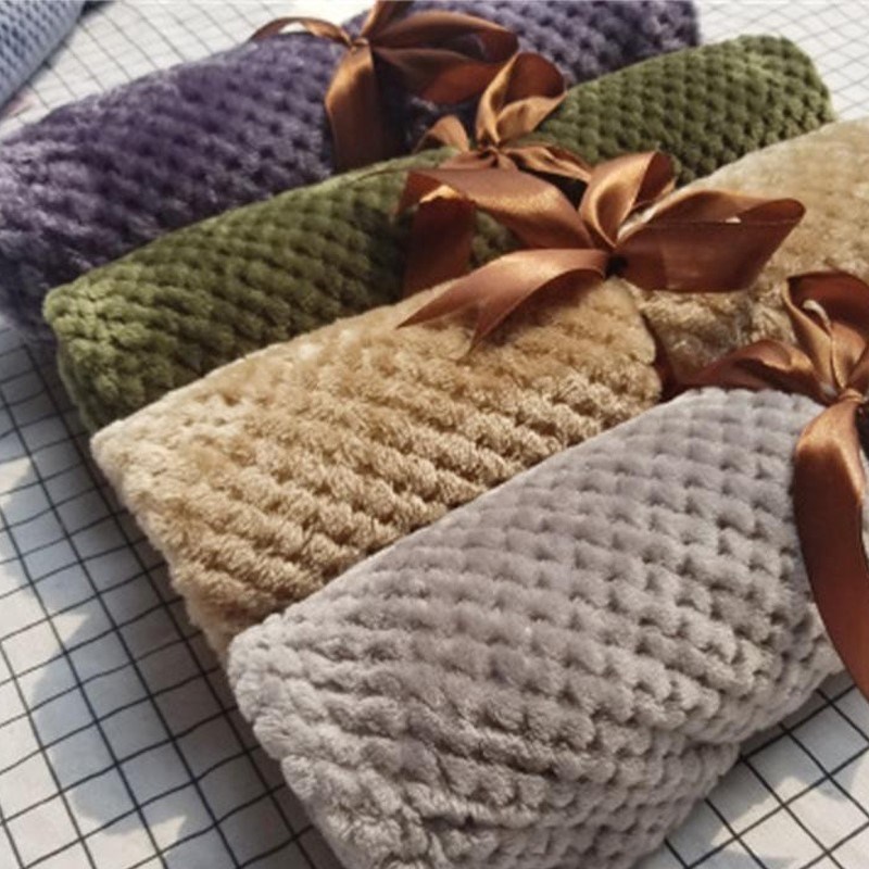 Dog sleeping mat pet dog quilt wint cat blanket autumn and