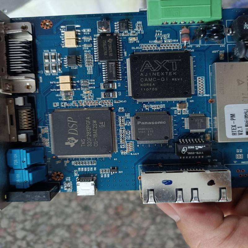 议价320F2812PGFA CAMC-QI芯片