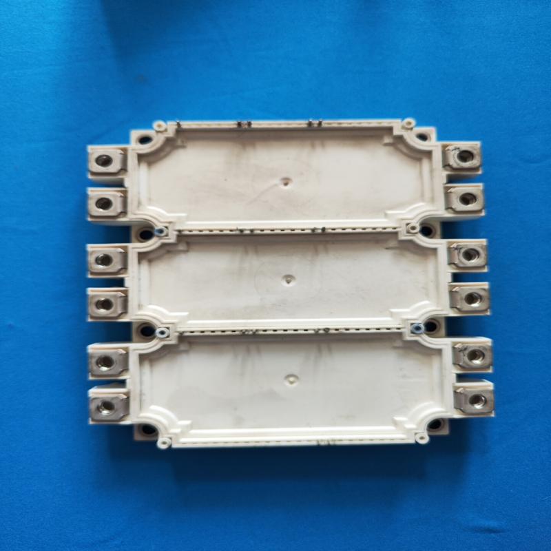 议价英飞凌 FS300R12KE3 议价(X)