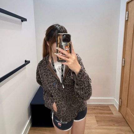 Hollister秋冬小海鸥美式复古豹纹连帽卫衣女宽松拉链开衫短外套