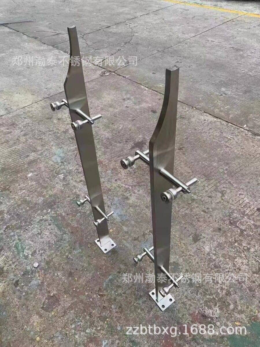 不锈钢立柱 玻璃扶手立柱 郑州不锈钢立柱