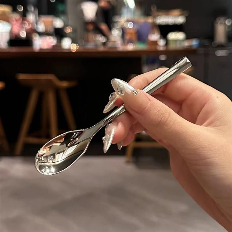 不锈钢小圆勺网红咖啡勺蜂