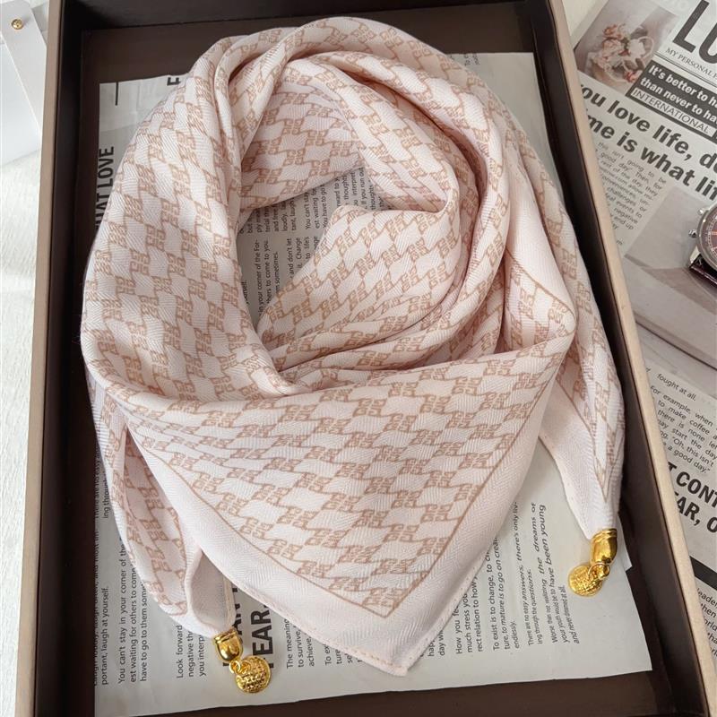 新款印花磁吸扣棉麻方巾百搭围巾高级防风保暖春秋冬护颈围脖披肩