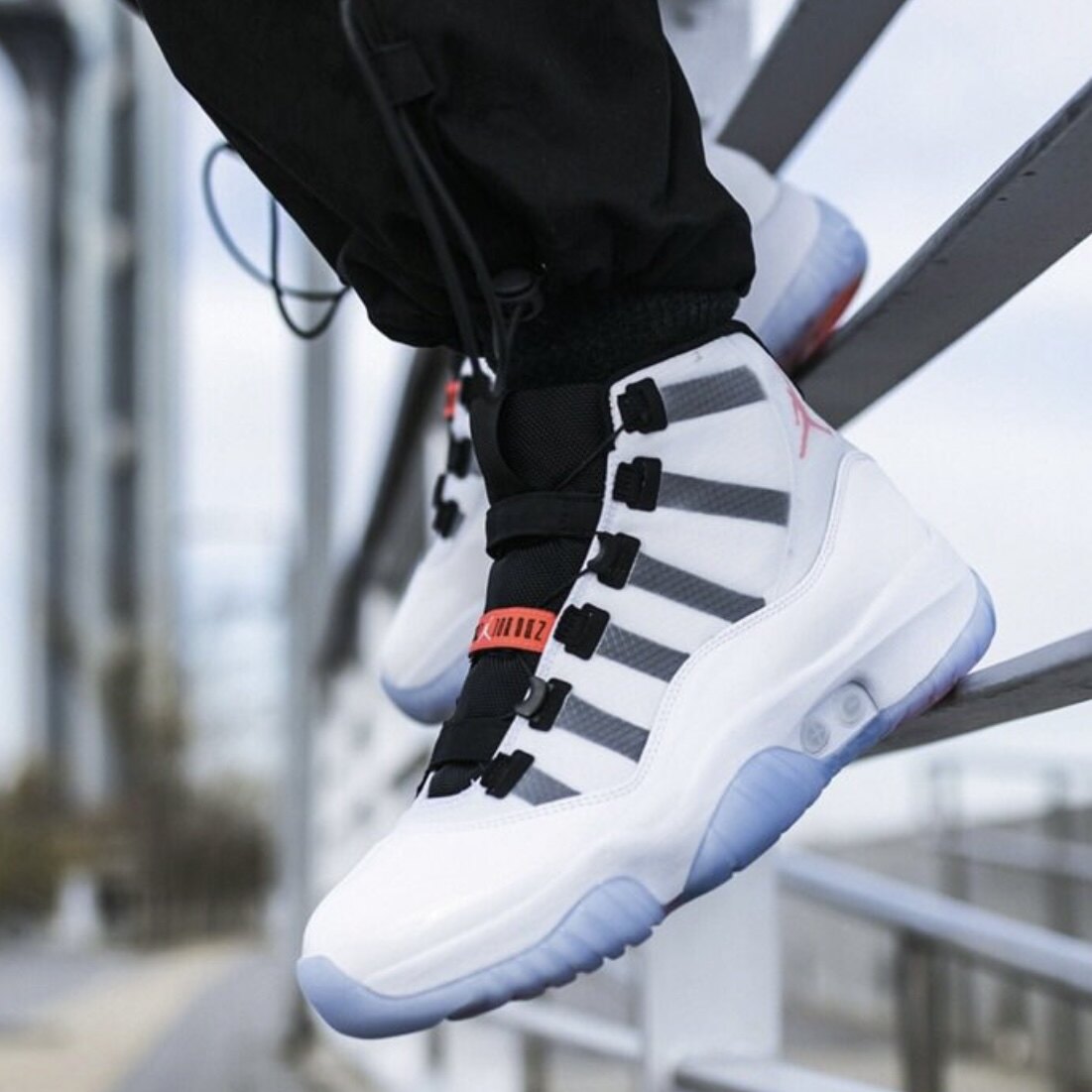 Air Jordan 11 Adapt AJ11自动系鞋带篮球鞋 DD3522-100 特价清仓
