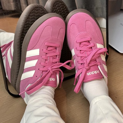 Adidas BARREDA 阿迪达斯德训鞋女鞋白蓝T头鞋低帮休闲板鞋JQ4237
