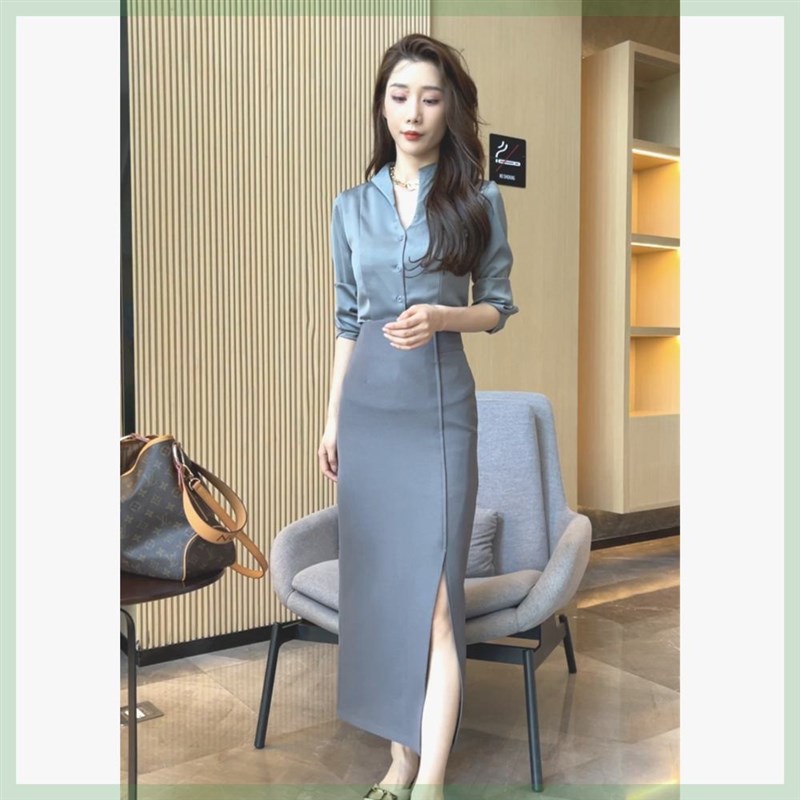 2023秋季新款V领钮扣缎面显瘦上衣+高腰侧开叉修身气质半身裙套装