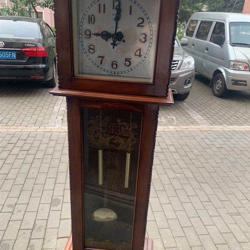 。大量落地钟,老坐钟 价格不高。 588一个。 大量有,不包邮