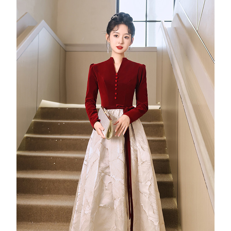 速发敬新服酒娘红色年会主持人订婚晚宴礼服裙春长袖高高感级端