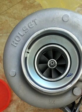 重卡货车玉柴YC6L290发动机HX40W涡轮3792440增压器机L3BE2/L3700