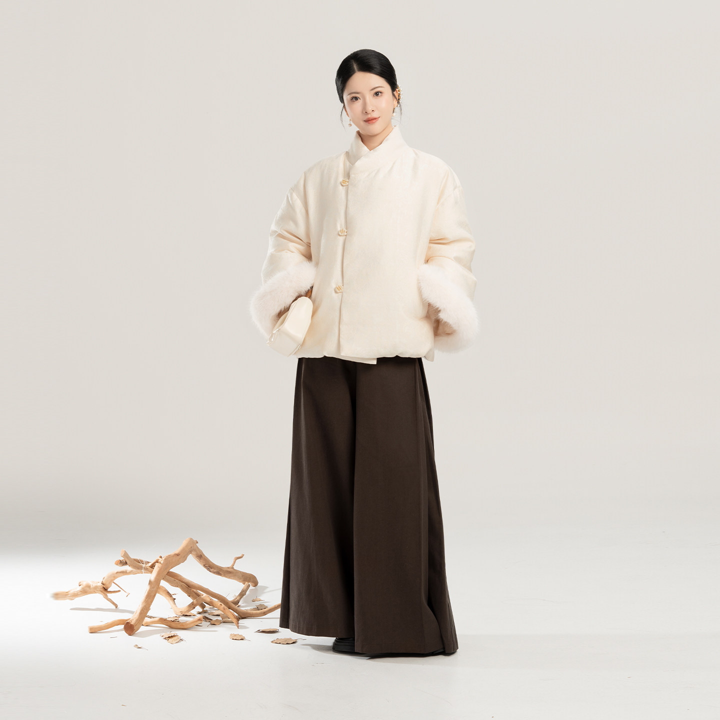 织造司临雪【12/22 0点开售包邮】暗纹交领斜襟羽绒服长袖外套女