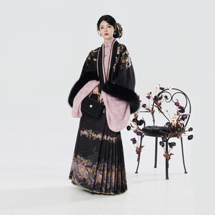 织造司[夜莺海棠]原创明制汉服对襟披袄立领琵琶袖马面裙冬季套装