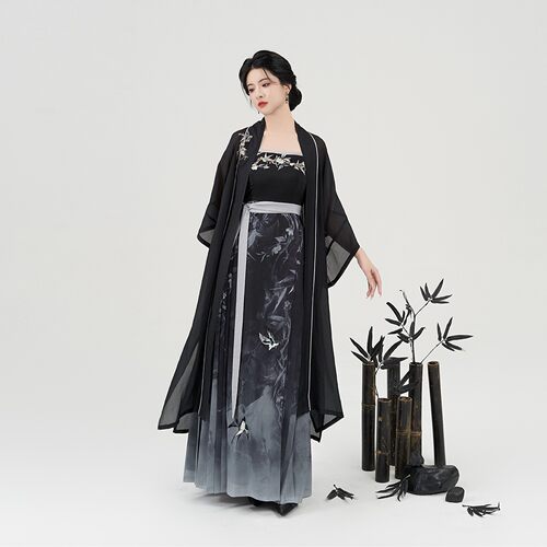 织造司旗舰店墨燕春归汉服