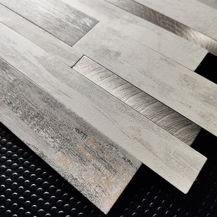 做旧长条墙贴背景墙马赛克瓷砖自粘复古仿古木纹砖装饰玻璃贴小块