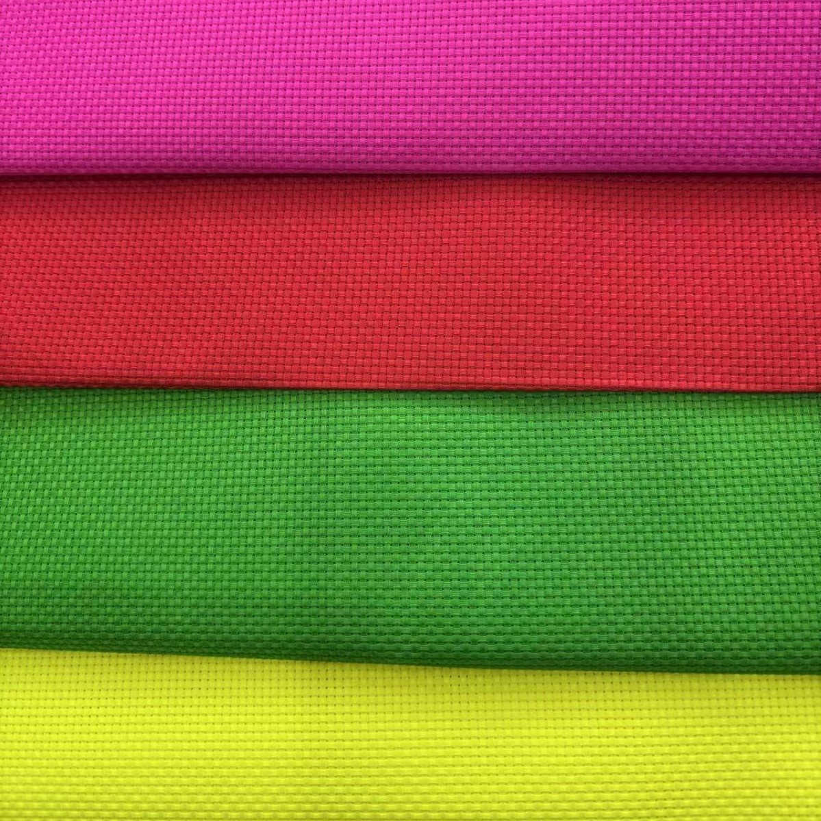 现货14CT小格加厚生态棉少数民族绣布染色全涤十字绣布经典款