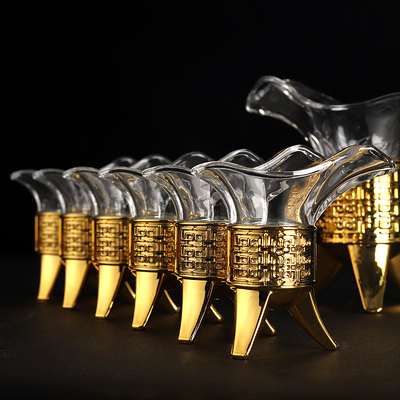 玻璃创意爵杯仿古帝王杯礼v盒套装家用中式烈酒白酒一口杯酒具小