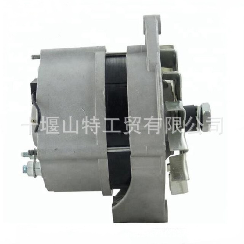 充电机发动机配件4BT 24V 40A发电机3904053