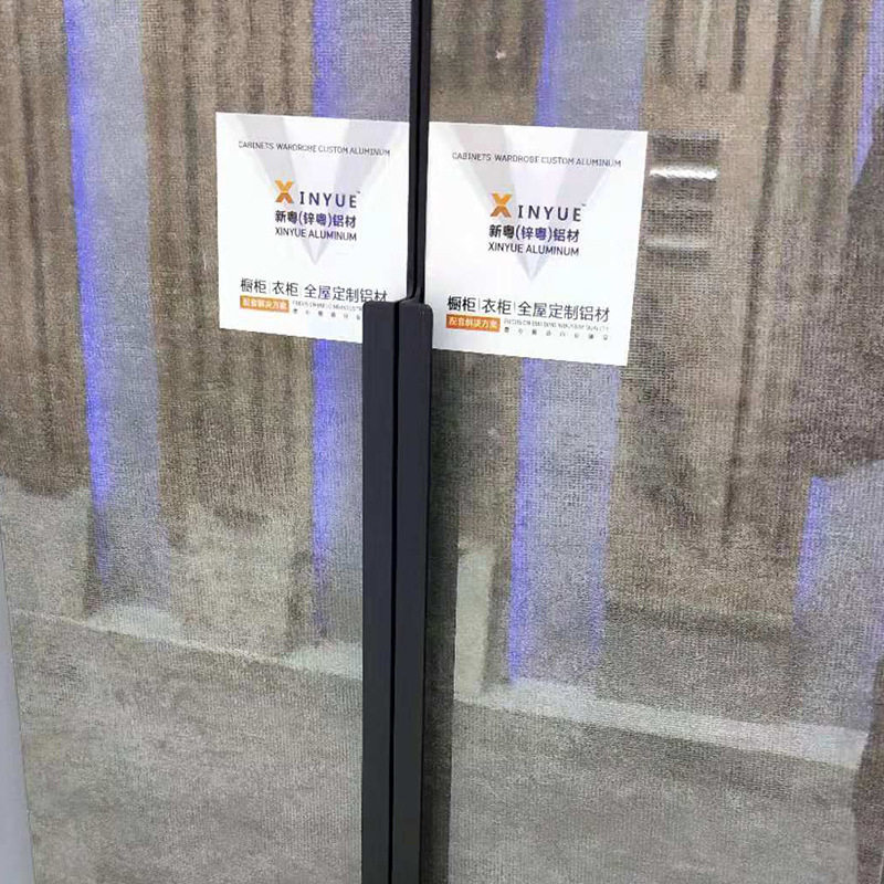 现代简约通体封边衣柜门拉手拇指加长款嵌入通顶柜子隐形门缝把手