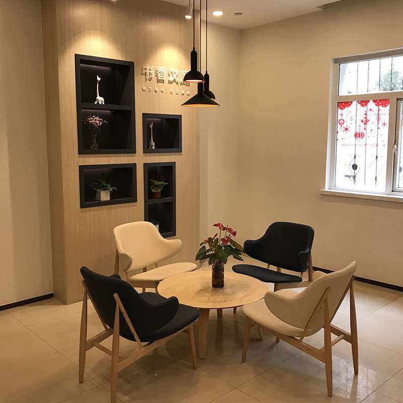 汉庭酒店大堂休闲实木沙发椅大王椅子现代简约茶几小桌子