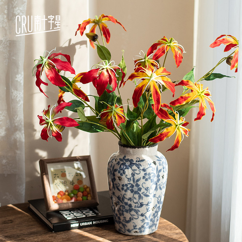 速发高房质火花焰百合嘉兰客厅装饰假花插花婚品布置陈设摄影道具