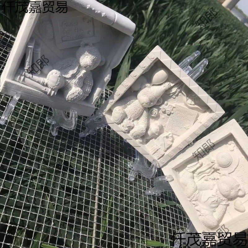 速发珍爱熊浮画真爱熊石膏娃娃彩绘涂色模型现货摆摊手工涂鸦