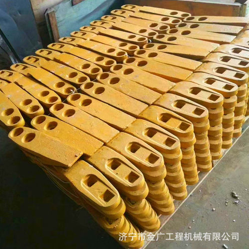 SL33装载机斗齿齿套耐磨配件
