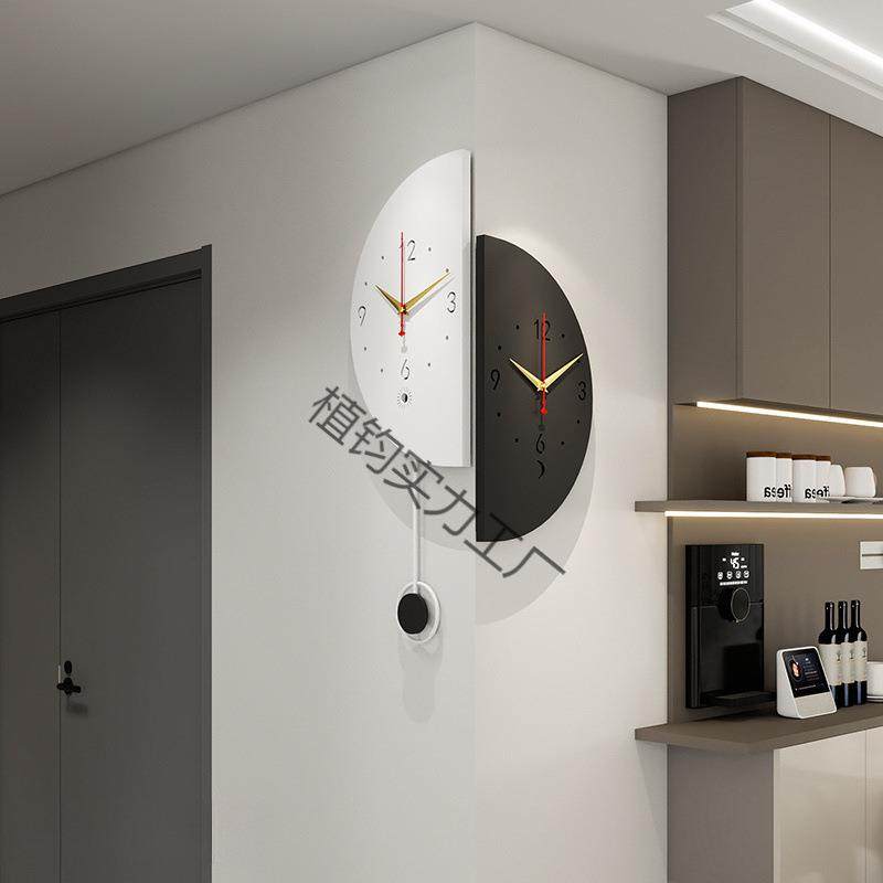 简约现代双面双色转角时钟拐角挂表客厅挂钟新款挂墙家用简约钟表