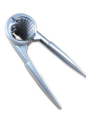 Nut peeling machine walnut lobes fixture fast nut peeling