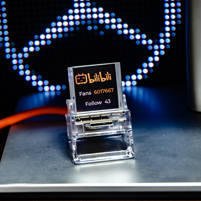 极速稚晖君HoloCubic透明小电视时钟桌面摆件男女朋友潮玩礼物棱