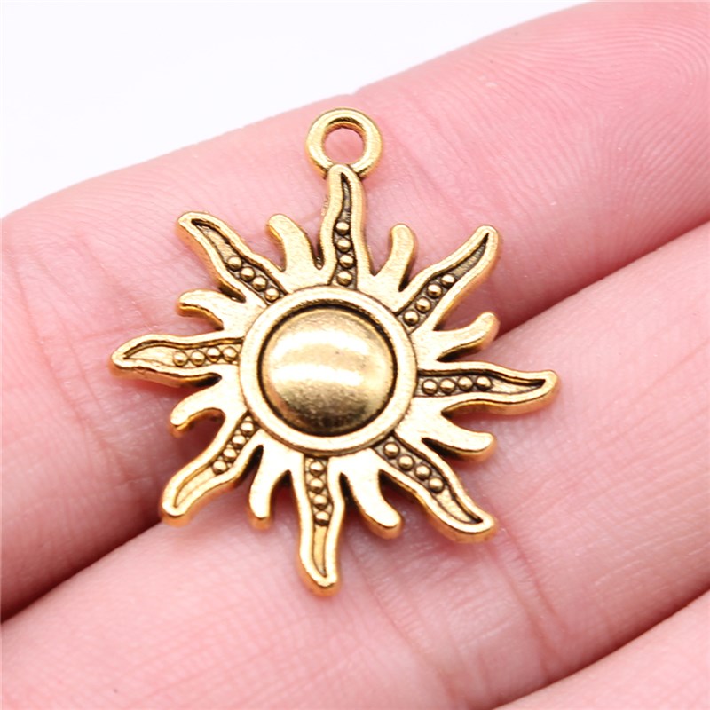 WYSIWYG 10pcs 28x25mm 3 Colors Sun Charms Sun Pendant Charms