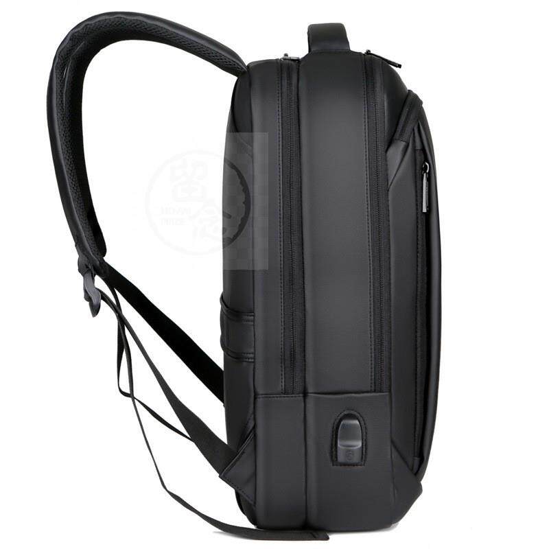 极速。Backpack large capacity mens computer pack USB chargi