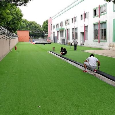 极速胶垫子草皮垫青草草坪与地被绿色皮家里室内足球场人工草坪校