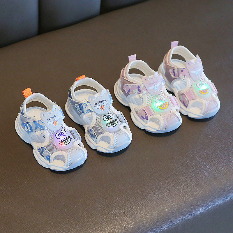 极速新款男童女宝宝夏季凉鞋婴儿0一3岁半学步鞋卡通小童软底带灯