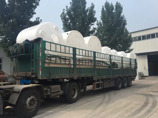 廊坊日兴10吨5吨2吨塑料水箱牛筋储罐加厚PE大桶外加剂