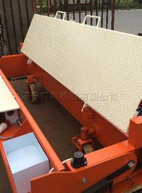 塑胶跑道摊铺机全自动液压传动比赛场地平铺机pvcpu材质摊铺设