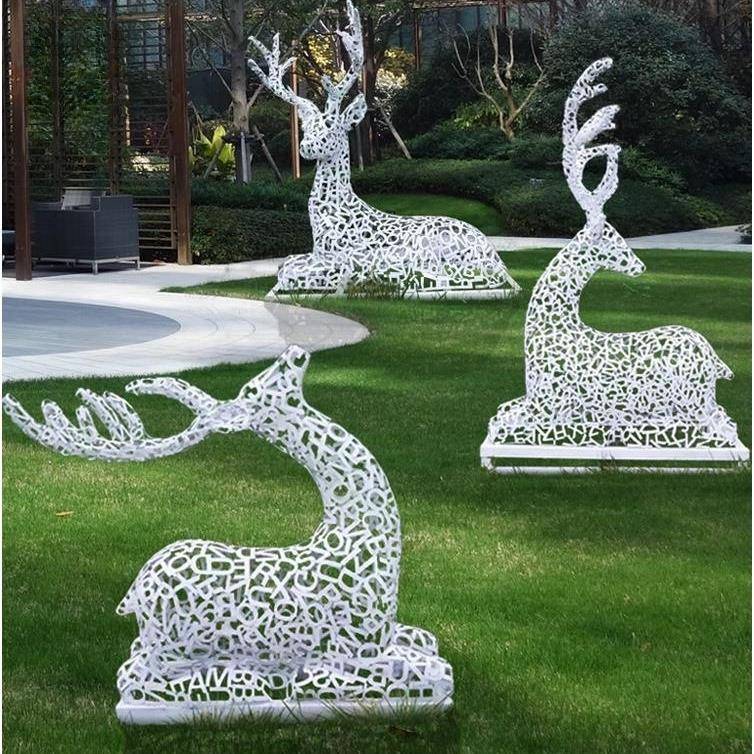 花园梅花鹿创意景观装饰品草坪户外不锈钢庭院小区镂空麋鹿雕塑品