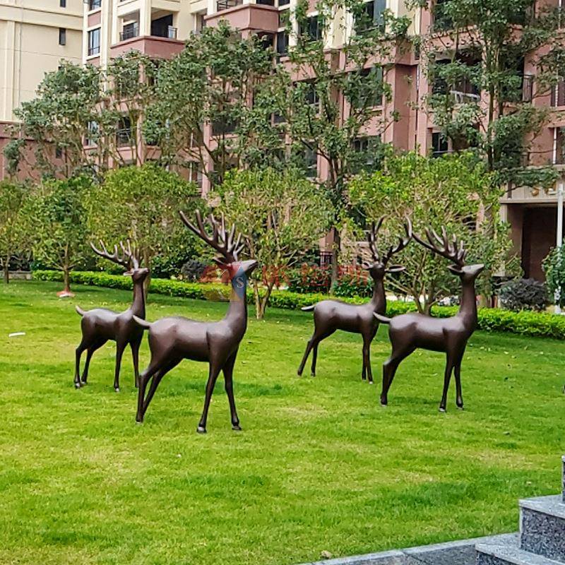 依塔斯怀集清华园售楼部玻璃钢鹿群动物雕塑公园物业景观造型林园
