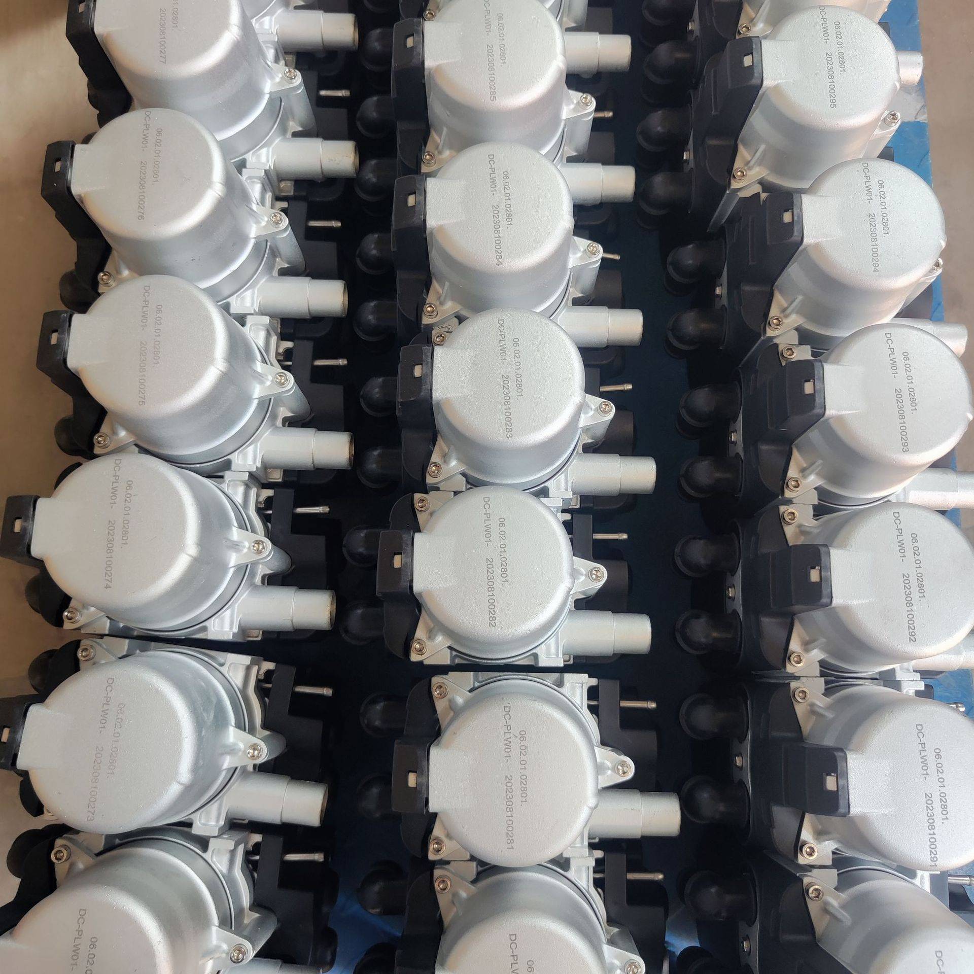 现货水暖驻车加热器新能源驻车加热器发动机预热器加热器