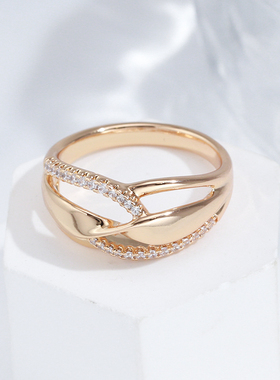 极速New Design Hollow Twist Line Luxury Rings for Women 585