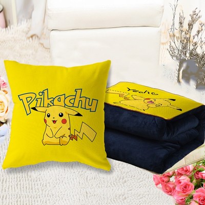 加厚加大珊瑚绒抱枕被o皮卡丘抱枕被两用折叠抱枕二合一汽车内靠