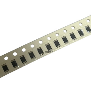 1206贴片叠层电感1.5UH 1.8UH 2.2UH 2.7UH 3.3UH 3.9UH 10%精度