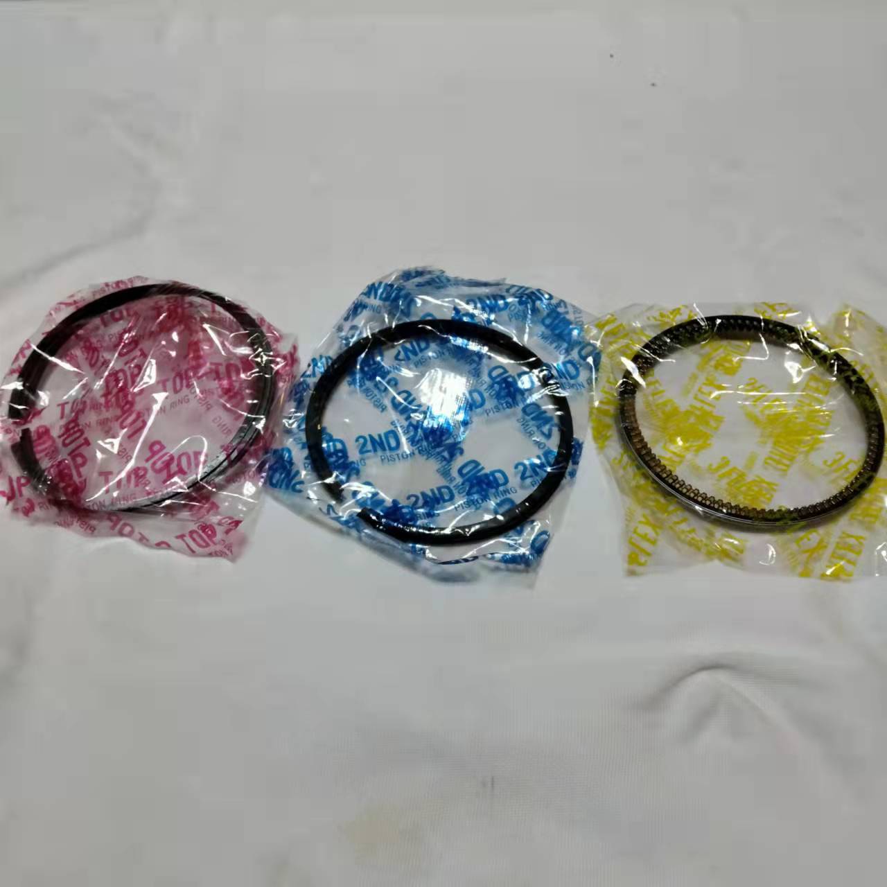 4hl1 活塞环适用五十铃4hl1发动机活塞环 8-97331-641-0 32658
