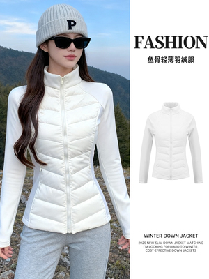 白色轻薄排骨羽绒服女款冬季2025新款修身上衣短款内胆冲锋衣外套