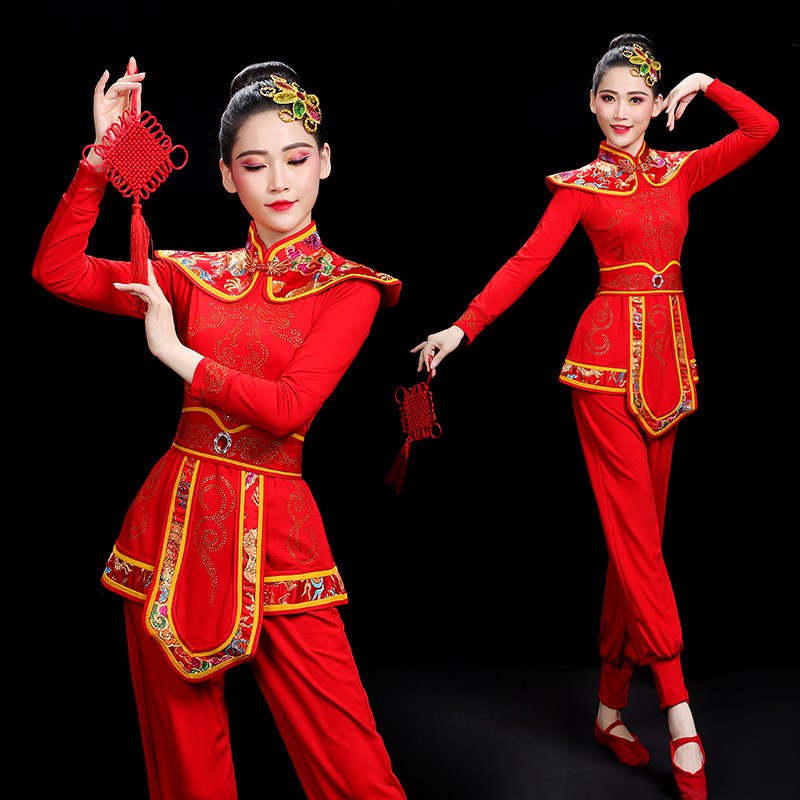 速发秧024新款广场舞服装春秋中老蹈2歌舞演出服民族舞年表演扇子