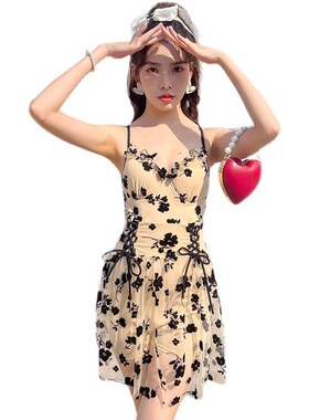 速发韩版新款泉体性感吊带遮肚美背温连小泳新清装