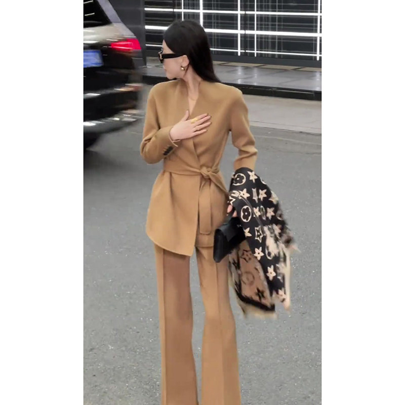 速发秋冬职业咖质盐系轻熟气色收呢毛腰外套阔腿裤两件式套装装高