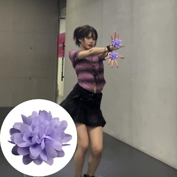2Pcs Cloth Ring Flowers Attractive Dance Prop Hand Florals