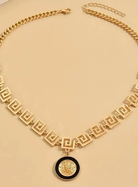 2024temu热销黑色人头像吊坠回形万字项链小众潮流复古宫廷风