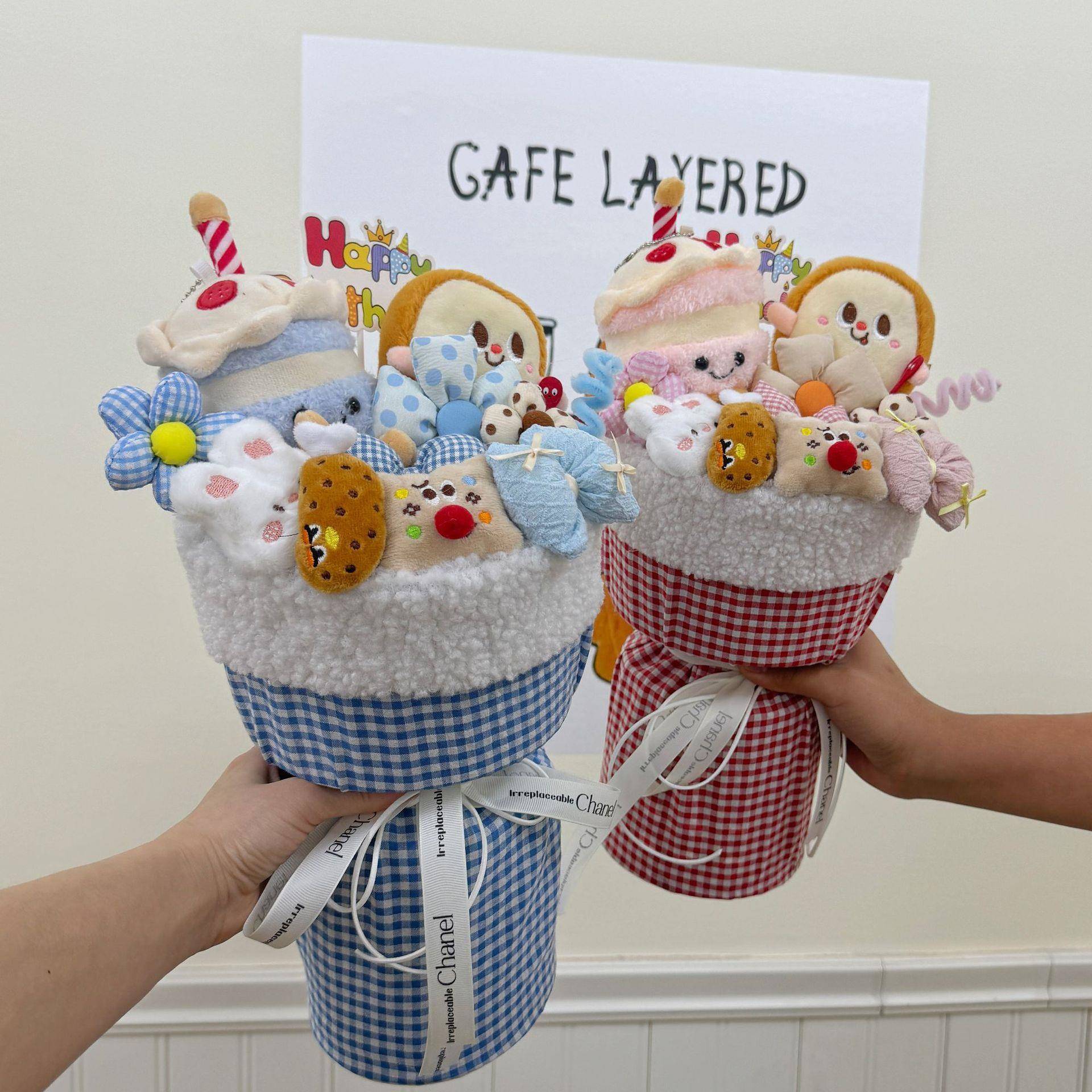 浪漫成品玩偶花束可爱毛绒公仔花生日礼物毕业季送闺蜜女朋友