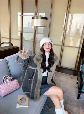 mly设计灰色复古皮毛一体小个子羊羔毛外套女冬高级感麂新款加厚