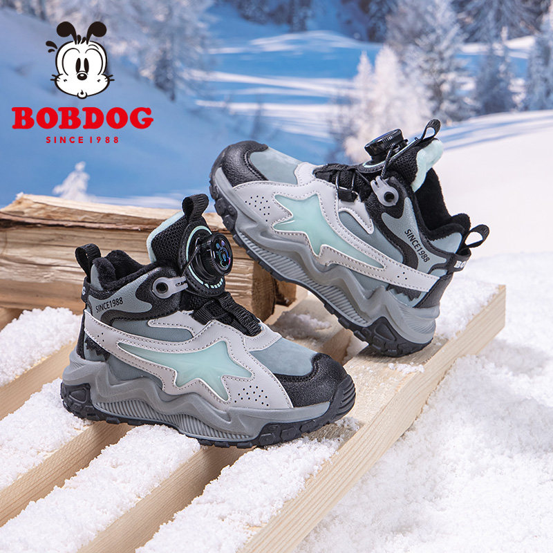 巴布豆儿童加绒老爹鞋女款炸街轻便2026年新款旋转纽扣运动鞋潮款